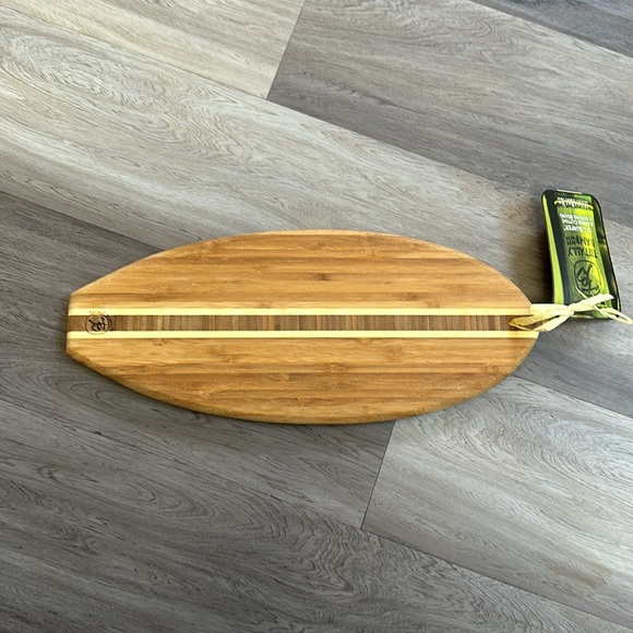 NWT Totally Bamboo Surfer Cheese Board/Cutting board - Picture 5 of 9